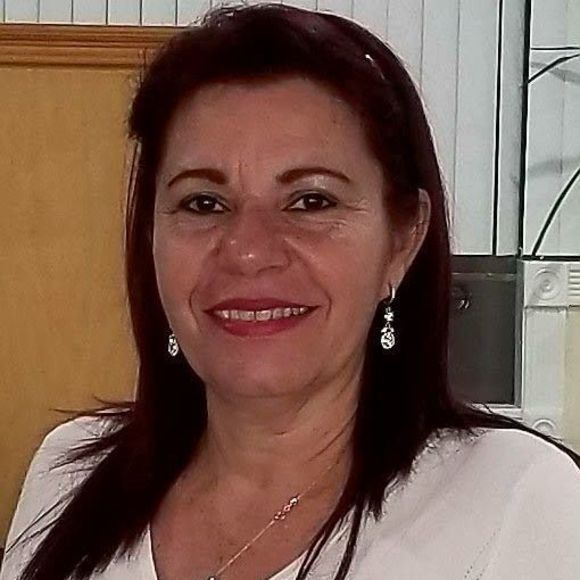 Meet your Posher, Rebeca - Picture 1 of 1